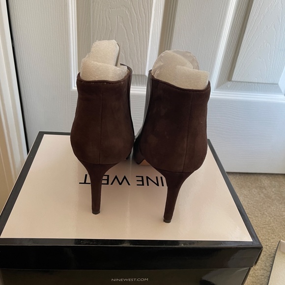 Nine West Brown Leather Booties - New - Picture 5 of 5